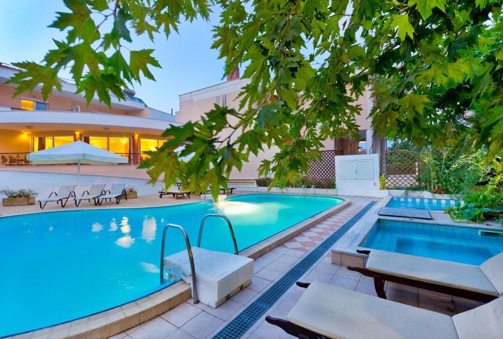 Filia Hotel And Apartments Limenas  Exterior foto